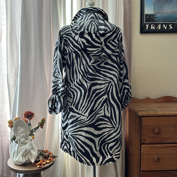 Seven7 raincoat Large size - Picture 4 of 16